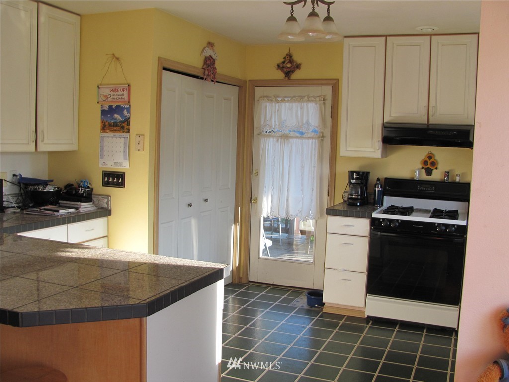 510 Prairie View Road South Prairie, WA 98385 - Photo 5 of 16 Gallery Image 5