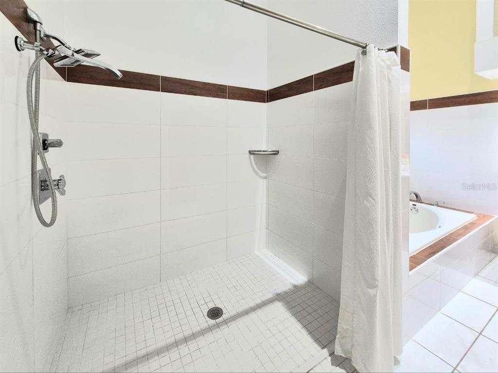 3103 Cocos Road Tampa, FL 33618 - Photo 18 of 77