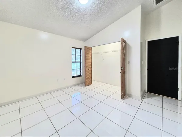 $3,000 | 3103 Cocos Road, Tampa, FL 33618