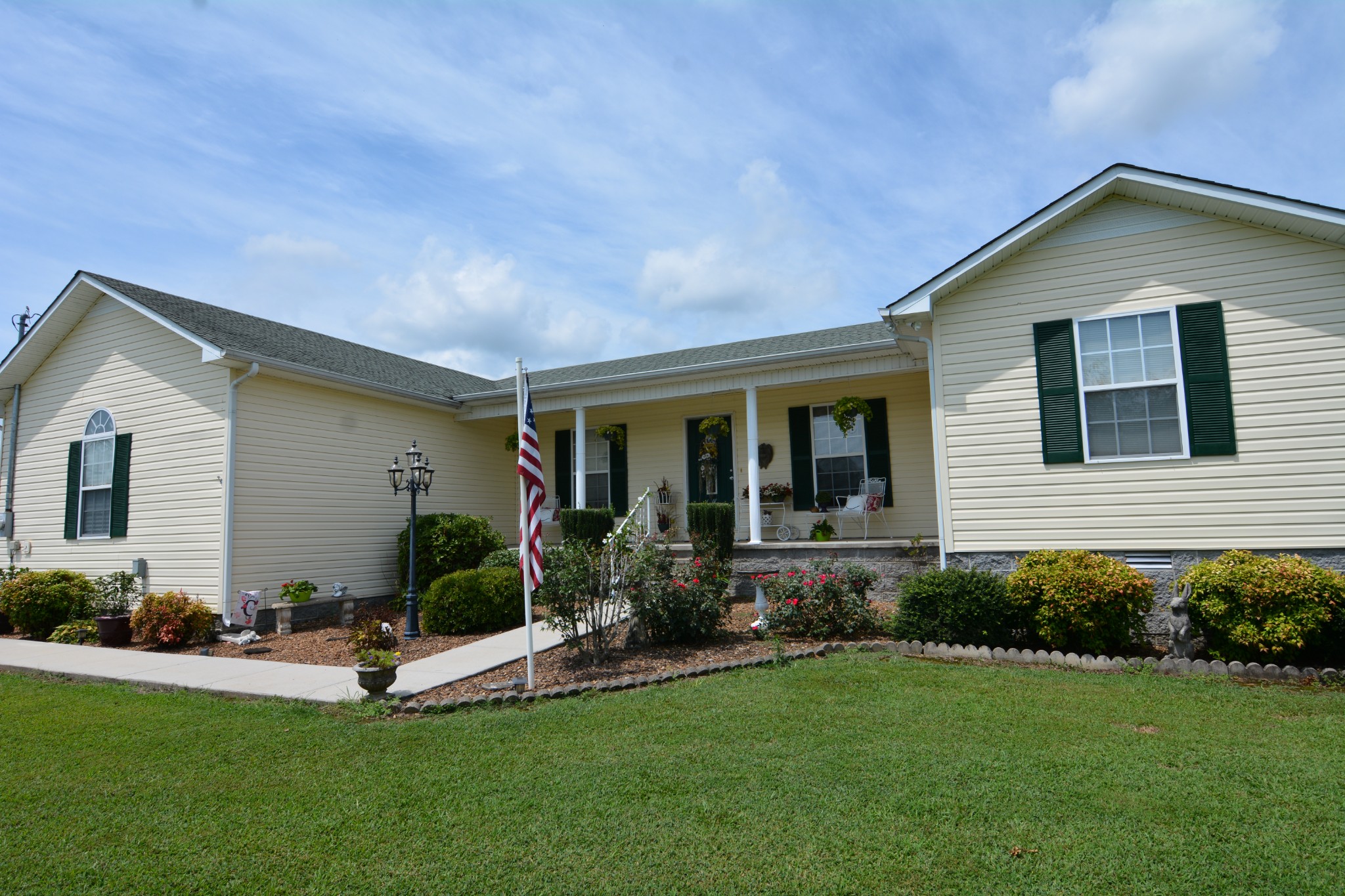 61 Luttrell Road Belvidere, TN 37306 - Photo 1 of 36 Gallery Image 1
