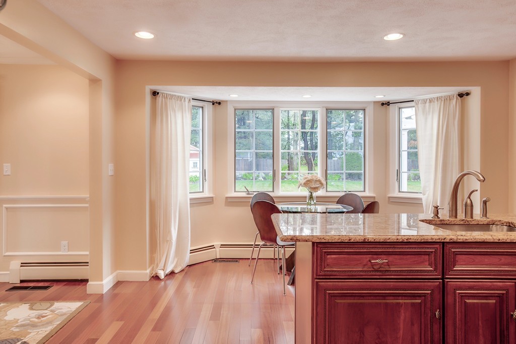 100 Red Gate Lane Reading, MA 01867 - Photo 6 of 29 Gallery Image 6