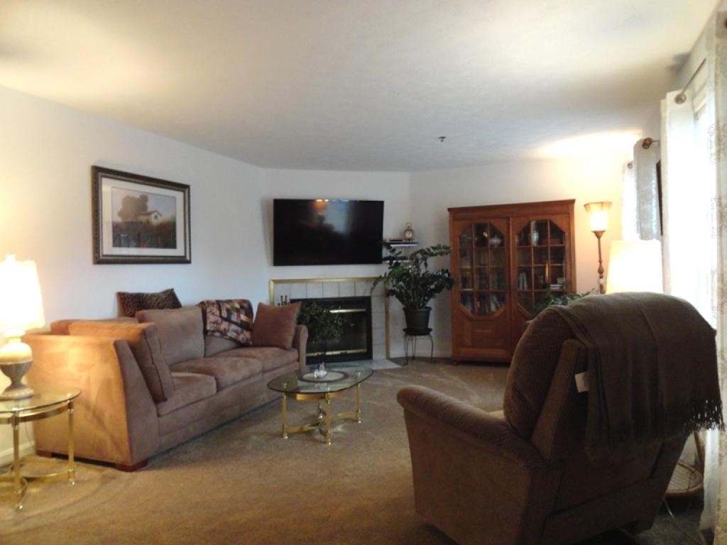 20 Shoal Creek Road, Unit 20 Hudson, NH 03051 - Photo 2 of 13 Gallery Image 2