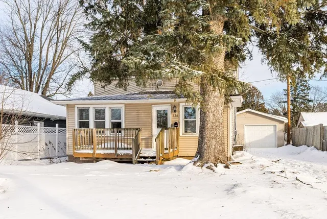 $219,900 | 320 20th Street, Cloquet, MN 55720