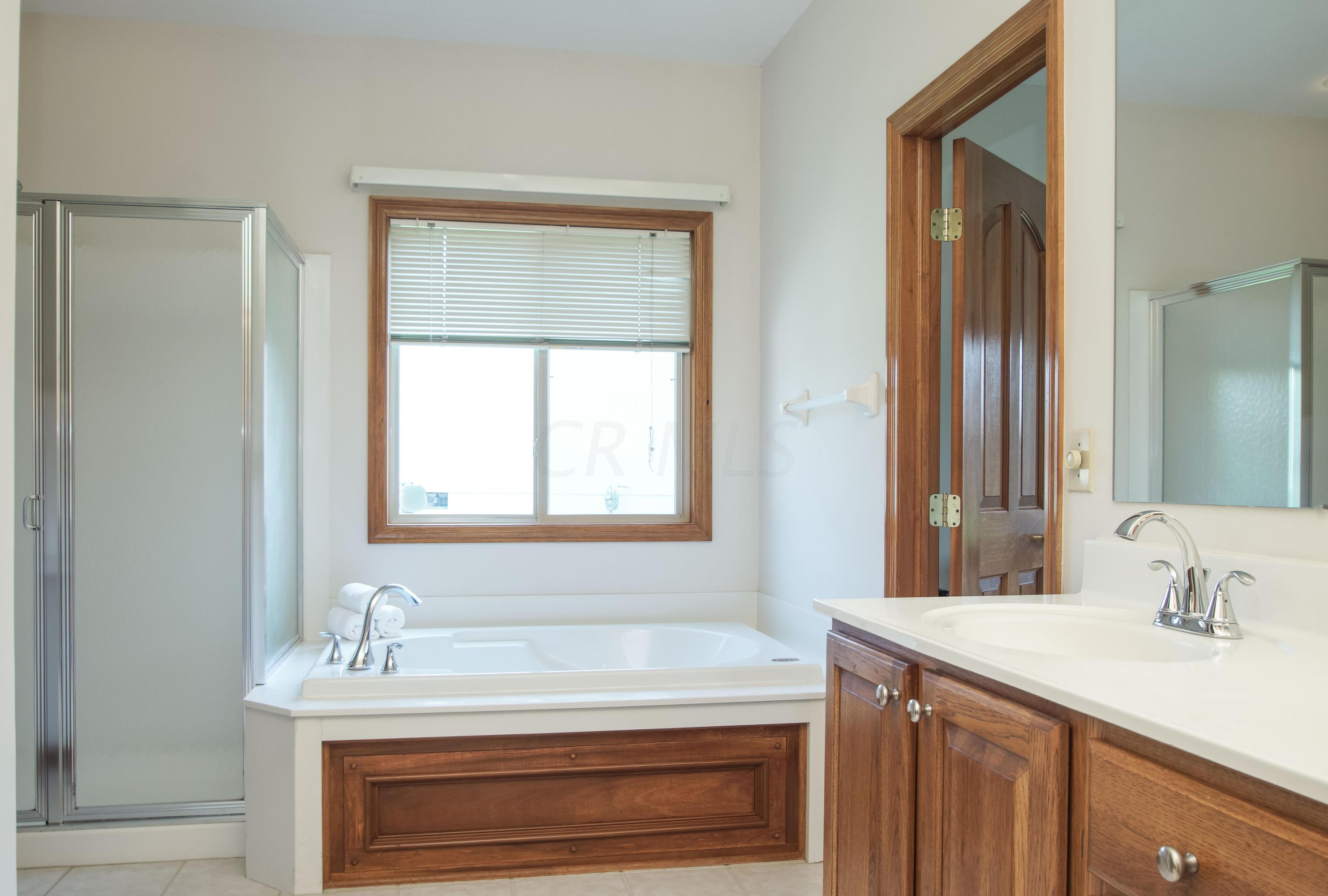 355 Beecher Road Columbus, OH 43230 - Photo 17 of 38 Gallery Image 17