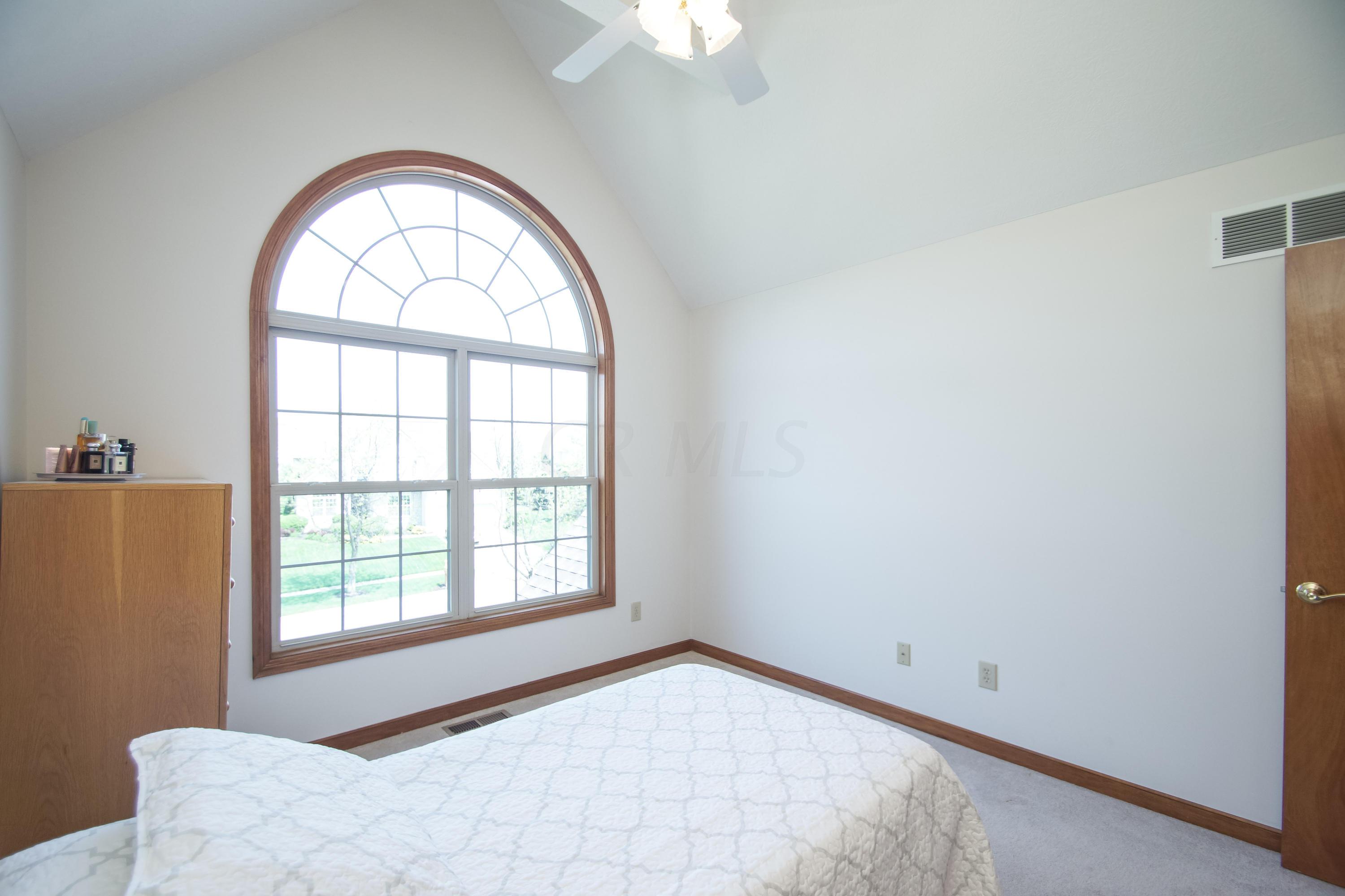 355 Beecher Road Columbus, OH 43230 - Photo 23 of 38 Gallery Image 23