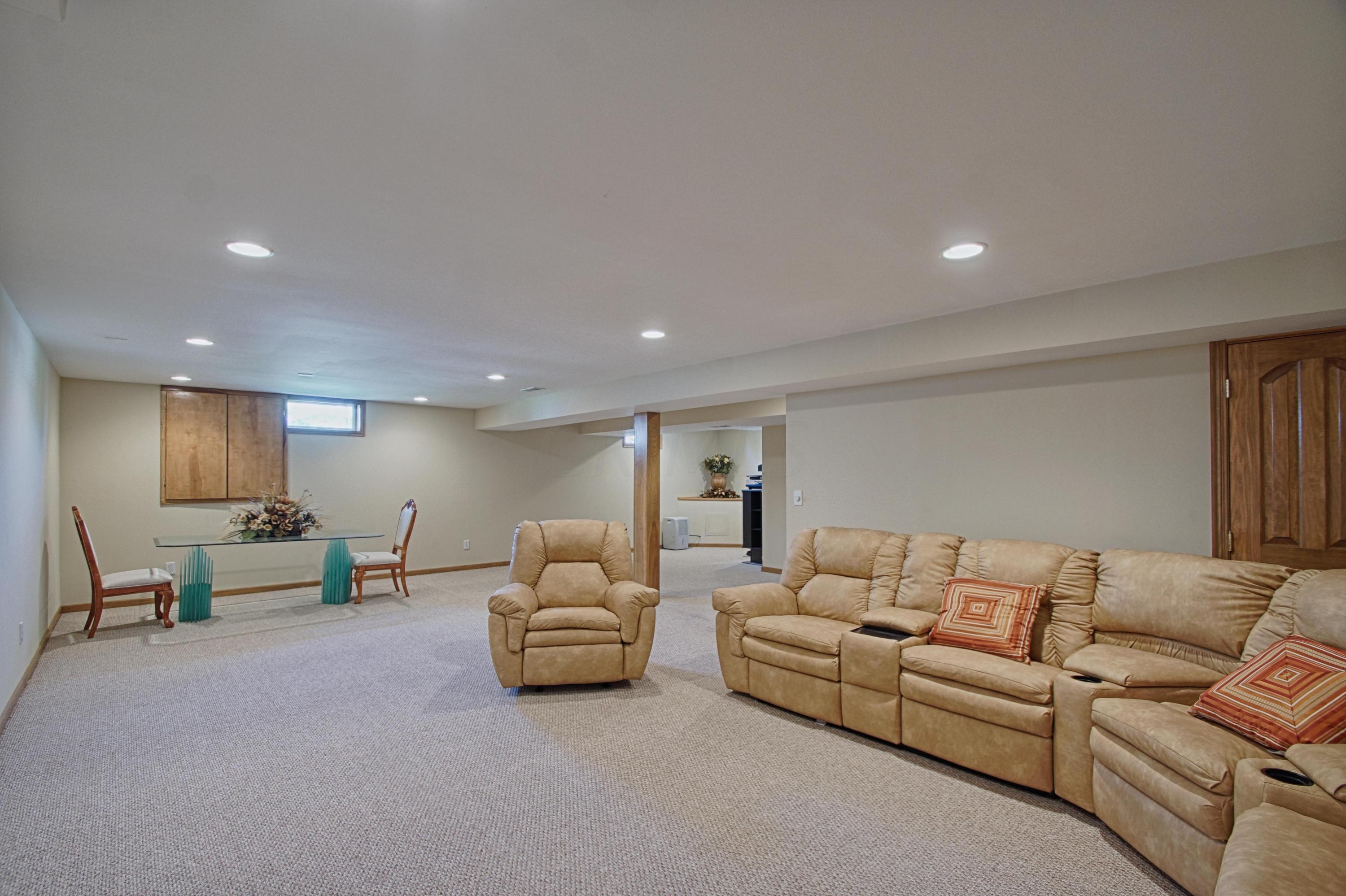 355 Beecher Road Columbus, OH 43230 - Photo 30 of 38 Gallery Image 30