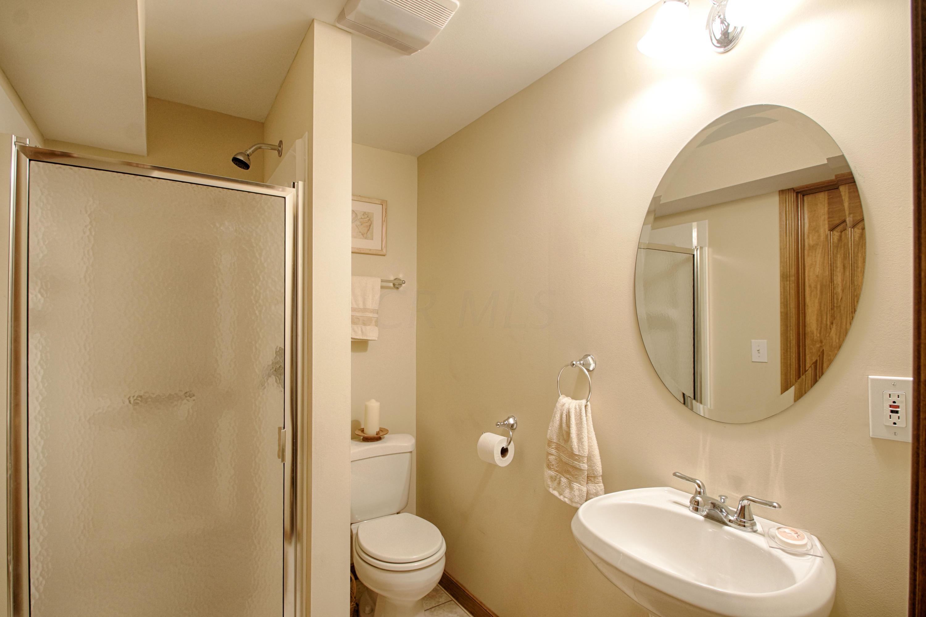 355 Beecher Road Columbus, OH 43230 - Photo 31 of 38 Gallery Image 31