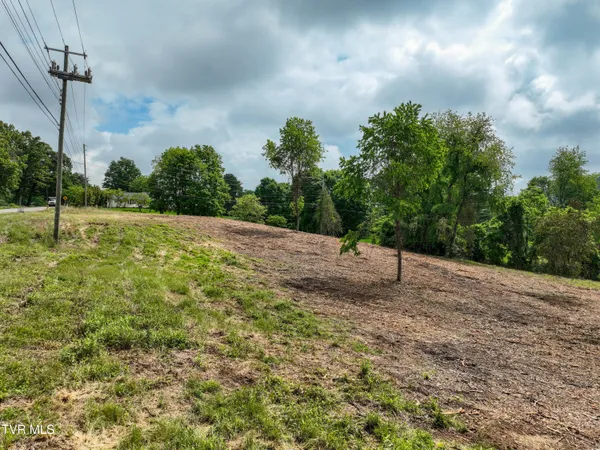 $99,900 | 5820 Old Jonesboro Road, Unit PT4, Bristol, TN 37620