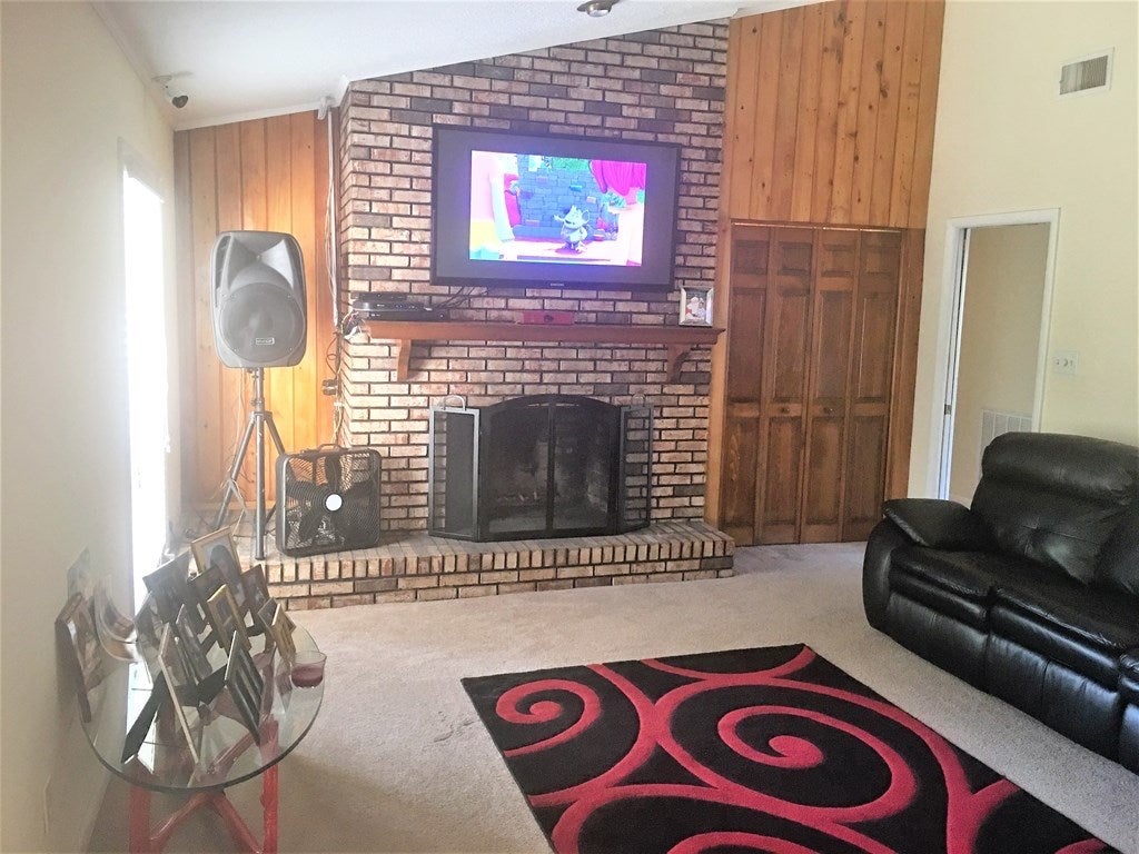 2201 Gornto Road Valdosta, GA 31602 - Photo 10 of 28 Gallery Image 10