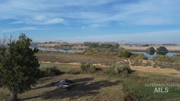 $2,500,000 | 26635 Pioneer Lane, Parma, ID 83660