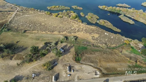 $2,500,000 | 26635 Pioneer Lane, Parma, ID 83660