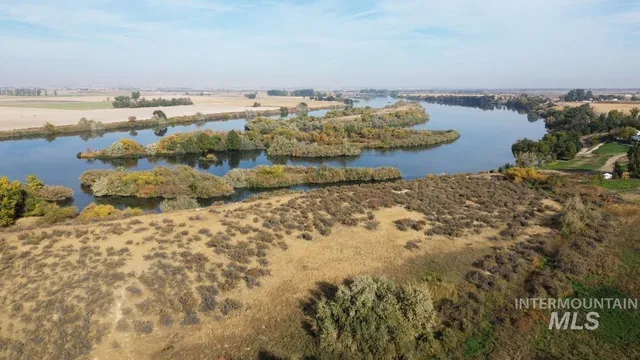 $2,500,000 | 26635 Pioneer Lane, Parma, ID 83660