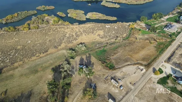 $2,500,000 | 26635 Pioneer Lane, Parma, ID 83660