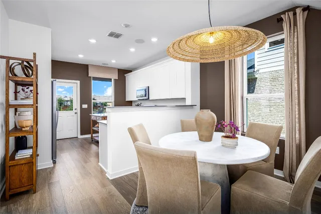 $343,171 | 341 Sullivan Way, Elgin, TX 78621