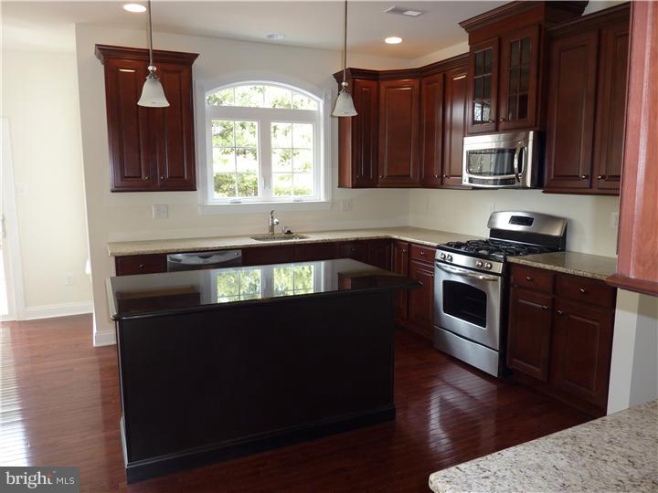 4 Store Road Harleysville, PA 19438 - Photo 4 of 10 Kitchen
