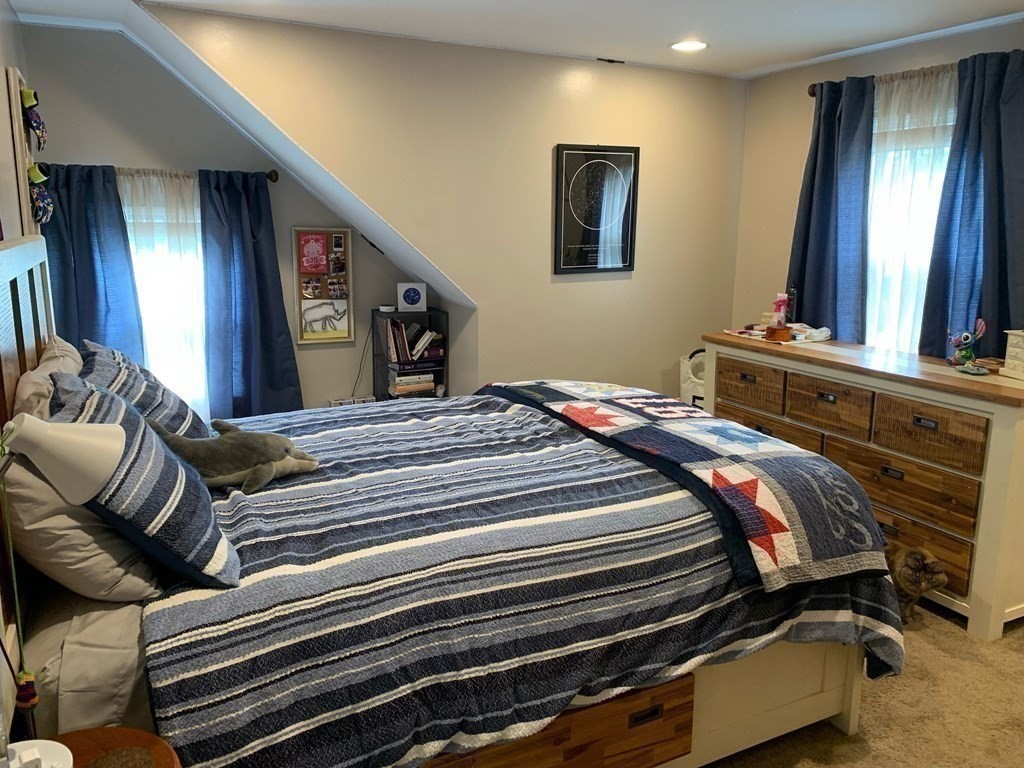 77 Gellette Road Fairhaven, MA 02719 - Photo 16 of 23 Gallery Image 16