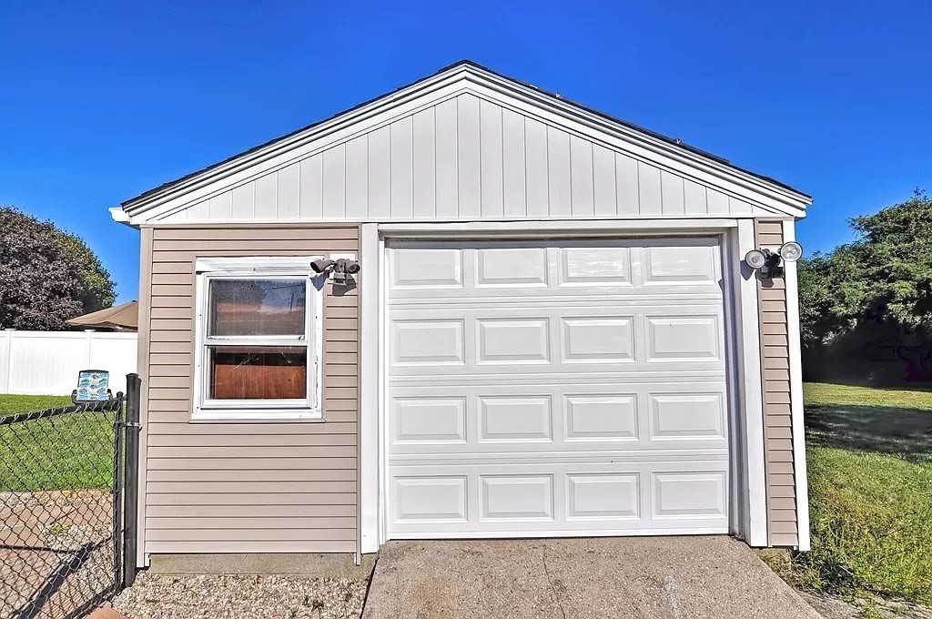 77 Gellette Road Fairhaven, MA 02719 - Photo 21 of 23 Gallery Image 21