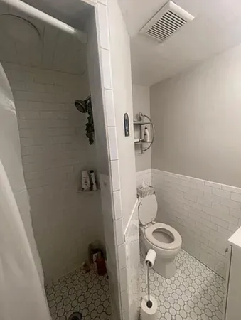 $2,300 | 114 Marlborough Street, Unit 2R, Boston, MA 02116