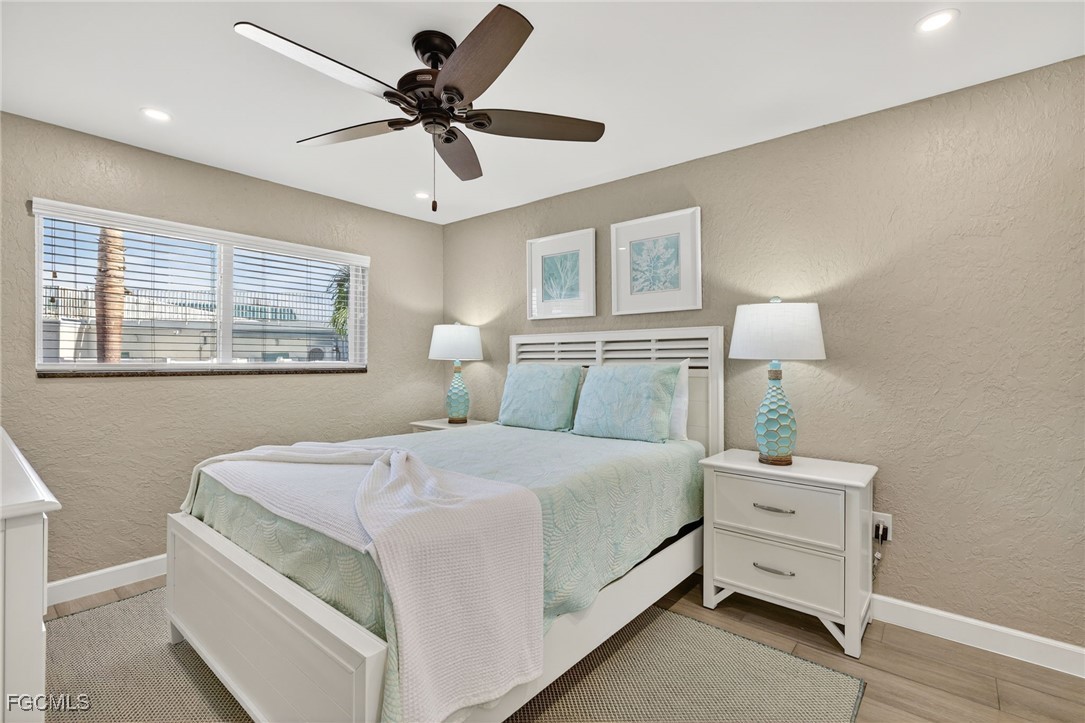 827 East Gulf Drive, Unit L2 Sanibel, FL 33957 - Photo 20 of 35