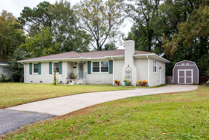 1122 Browning Road Charleston, SC 29407 - Photo 1 of 30 Inviting curb appeal