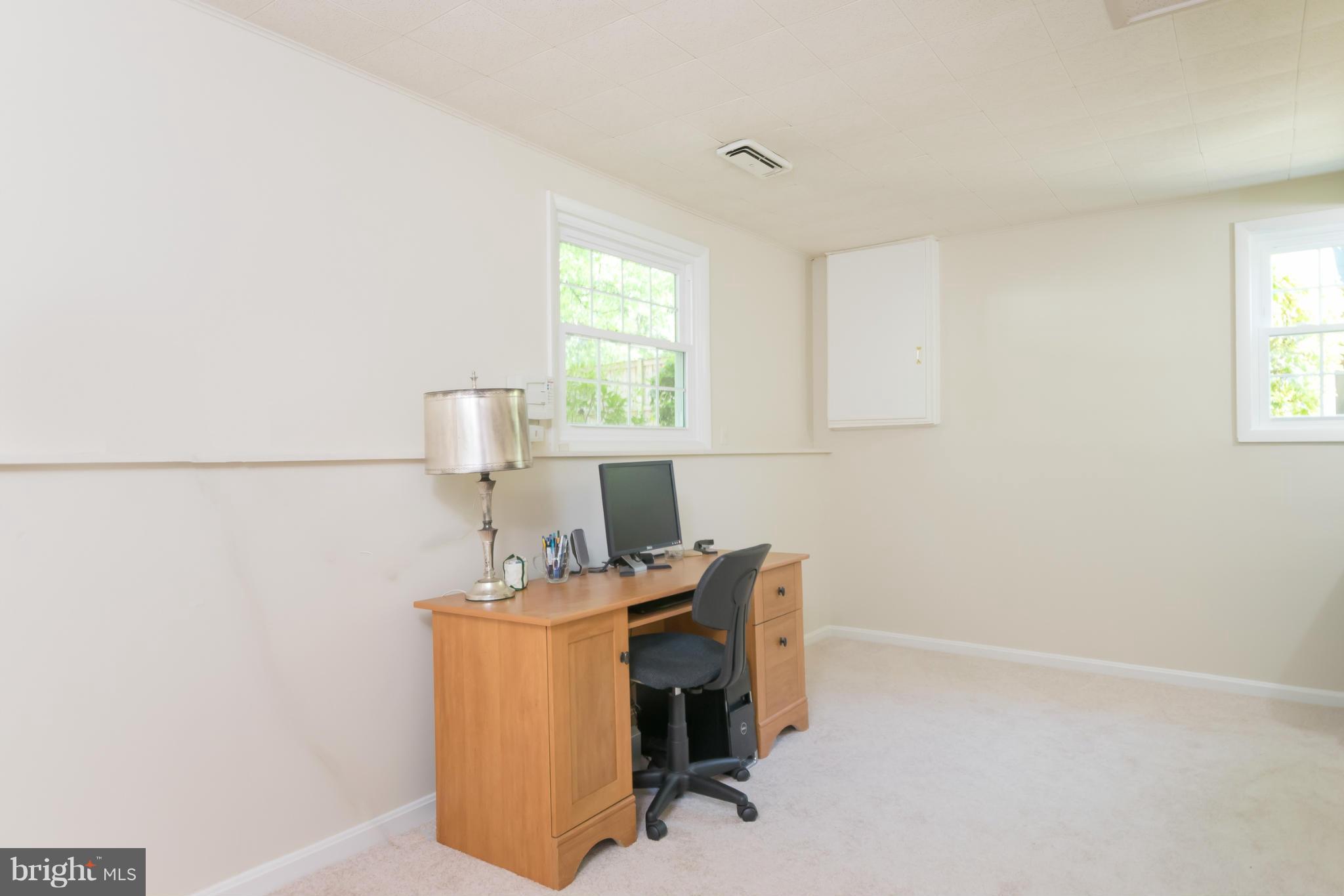 8621 Bradgate Road Alexandria, VA 22308 - Photo 21 of 30 Basement Den