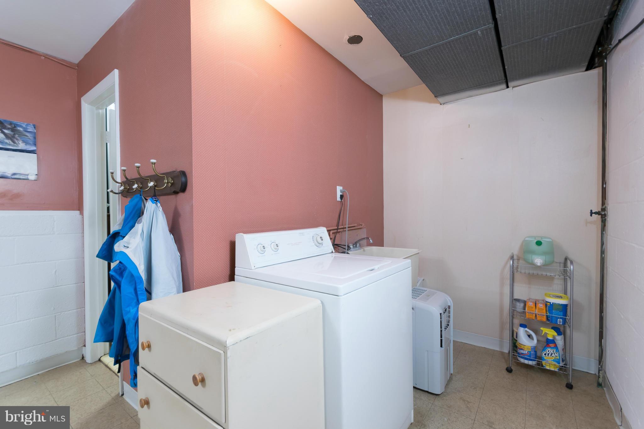 8621 Bradgate Road Alexandria, VA 22308 - Photo 23 of 30 Additional utility storage
