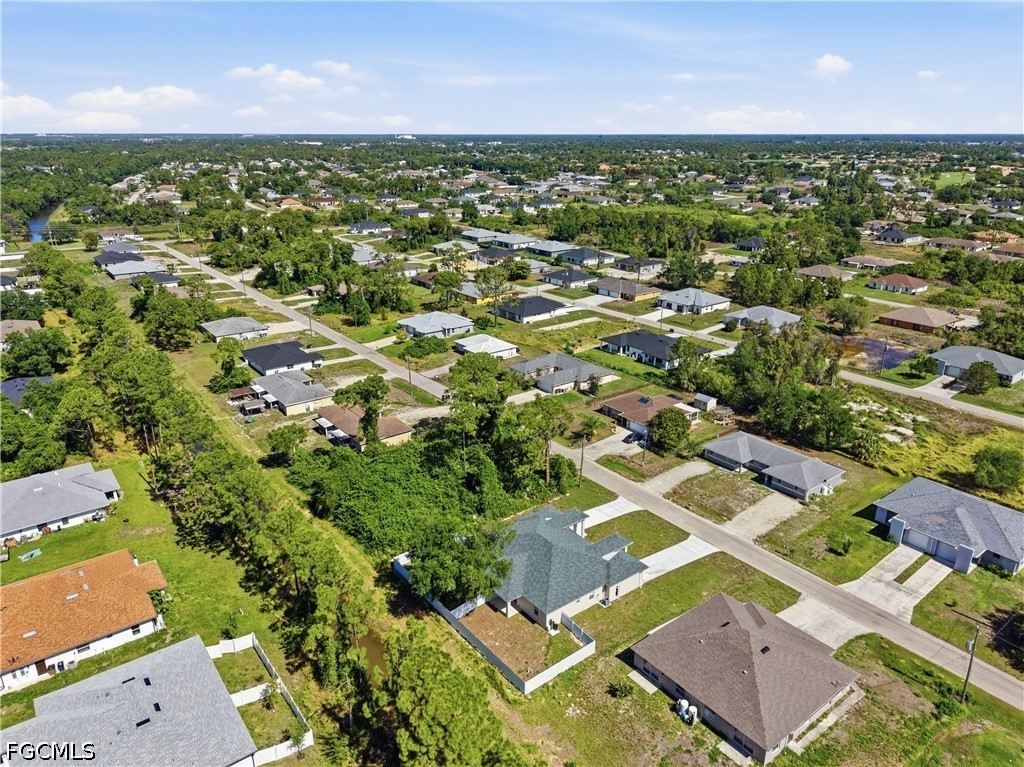 4719 28th Street Southwest Lehigh Acres, FL 33973 - Photo 4 of 30