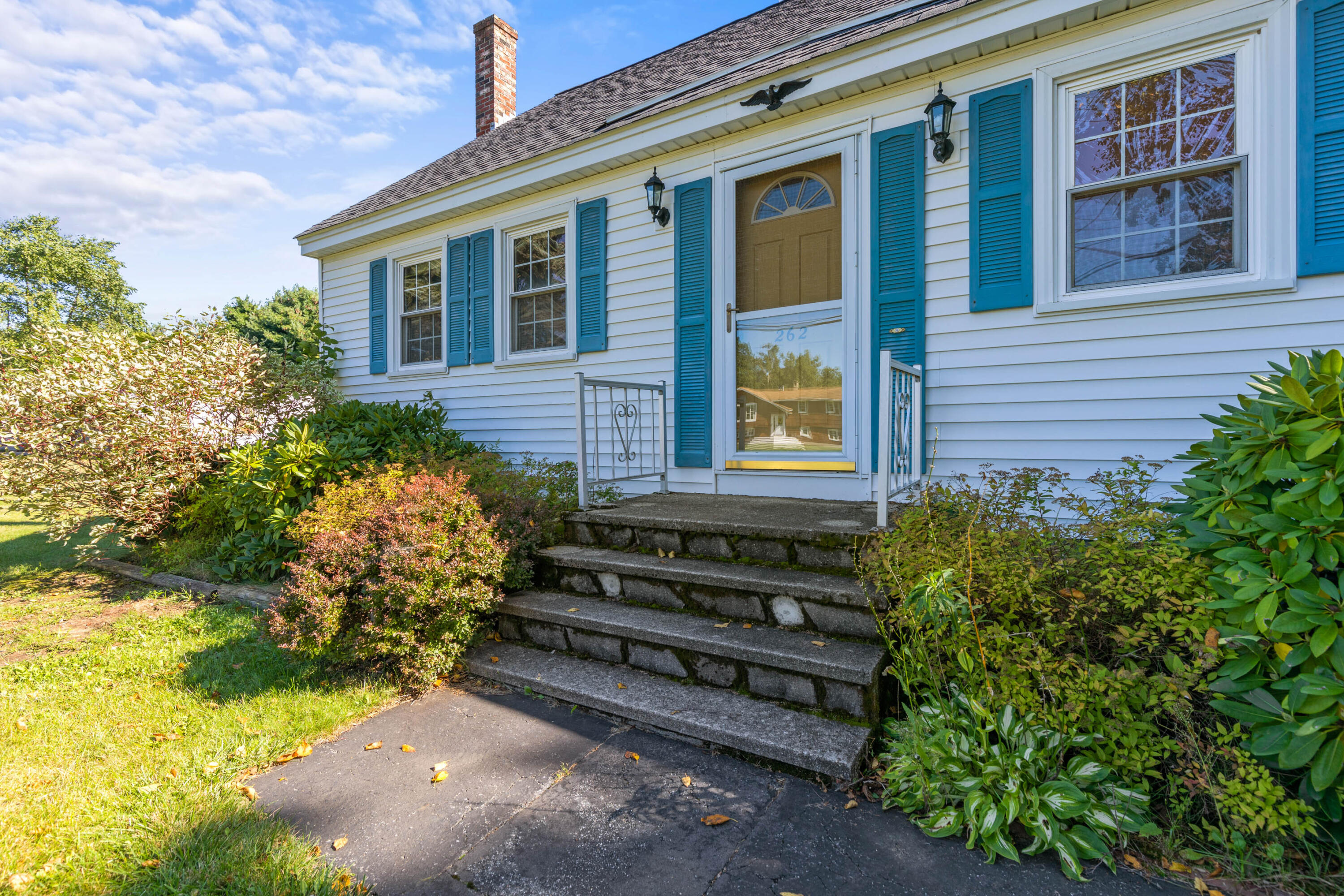262 Black Point Road Scarborough, ME 04074 - Photo 7 of 43 262 Black Point Scarborough027