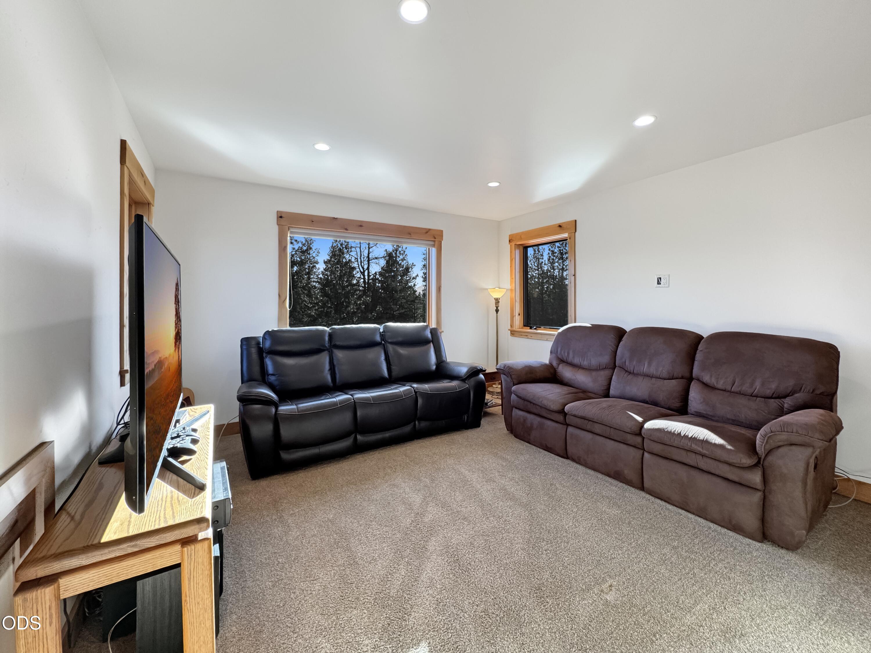 16670 Jordan Road Sisters, OR 97759 - Photo 38 of 90