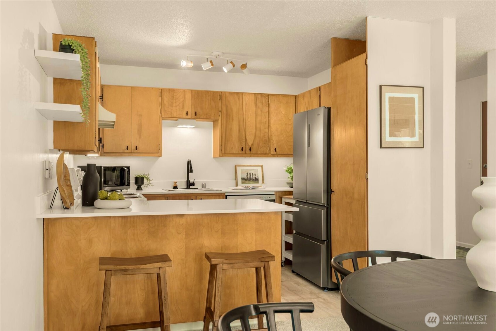 1425 South Puget Drive, Unit I5 Renton, WA 98055 - Photo 6 of 22