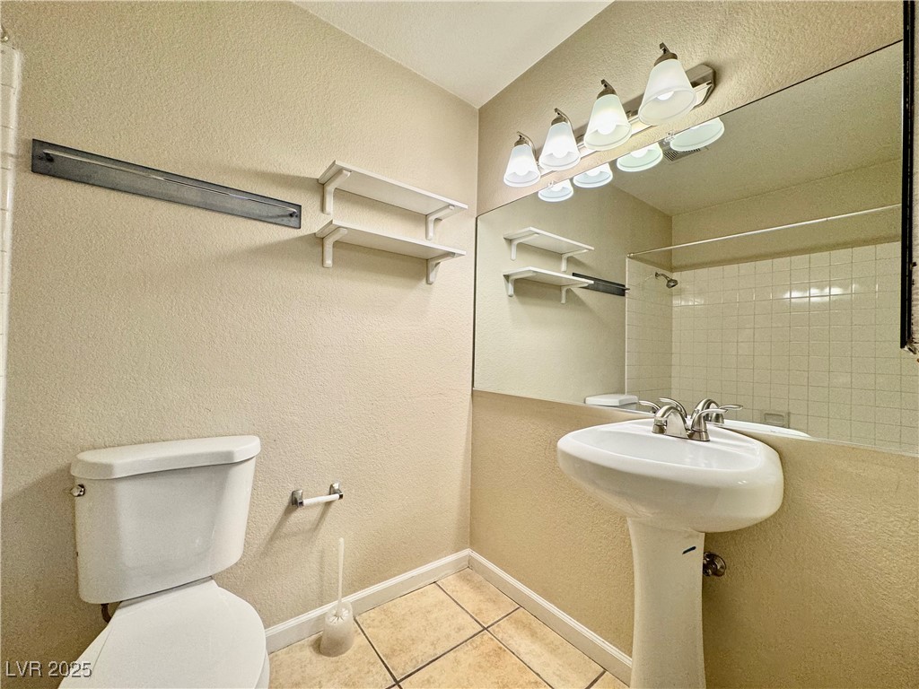 7289 Topeka Drive Las Vegas, NV 89147 - Photo 8 of 15