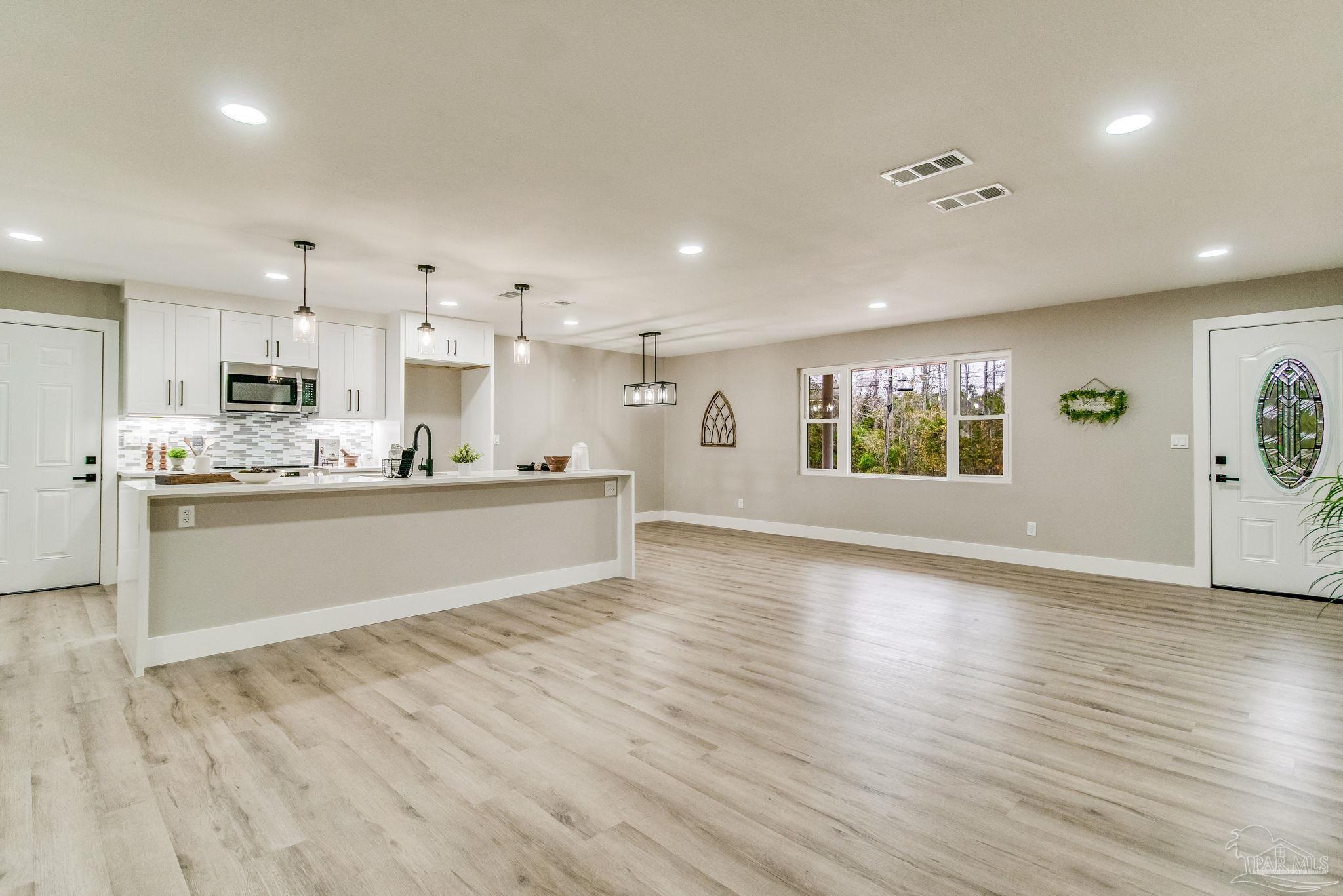 101 Williams Ditch Road Cantonment, FL 32533 - Photo 5 of 41