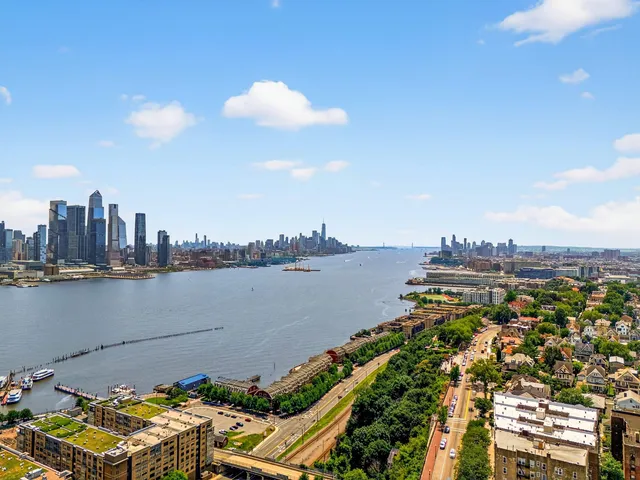 $439,000 | 899 Boulevard East, Unit 4O, Weehawken, NJ 07086