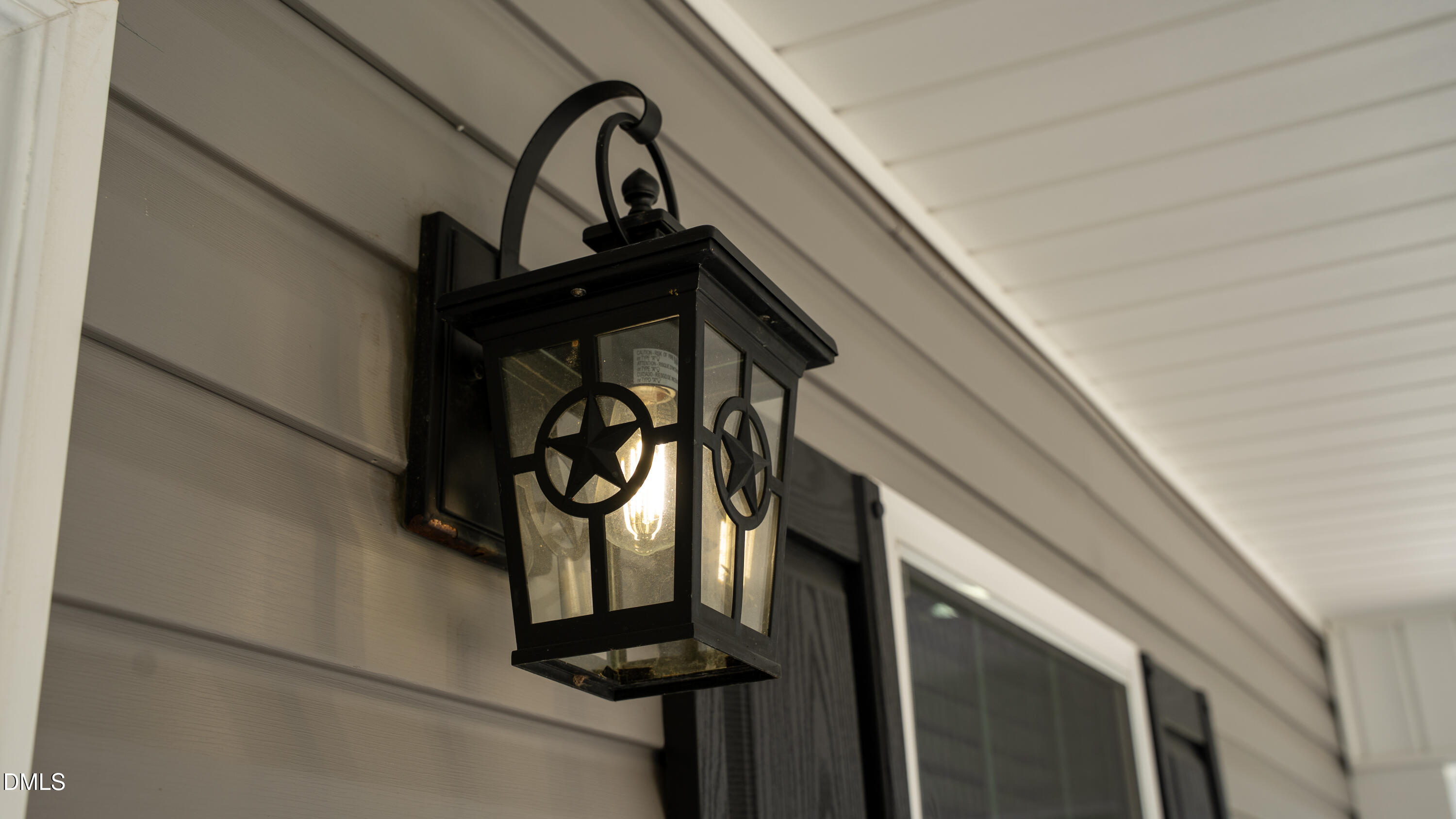 730 NW Boulevard Clinton, NC 28328 - Photo 10 of 68 Upgraded Light fixtures!