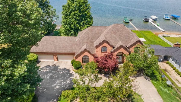 $1,299,900 | 2647 Lake Shore Drive, Niles, MI 49120