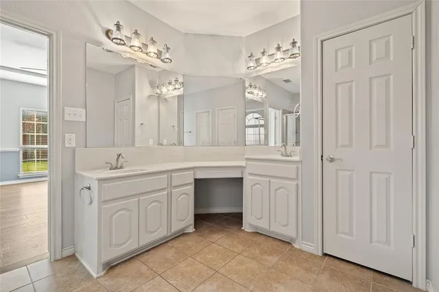 $529,900 | 1300 Spanish Needle Trail, Fort Worth, TX 76177