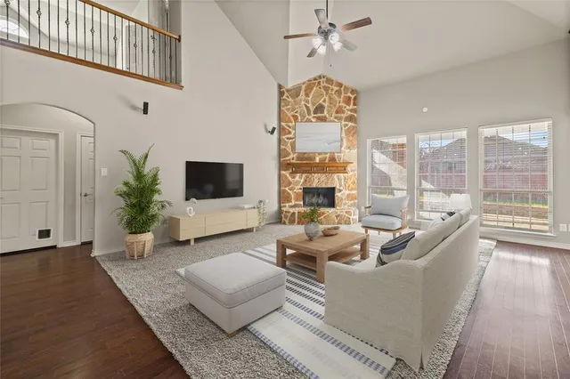 $529,900 | 1300 Spanish Needle Trail, Fort Worth, TX 76177