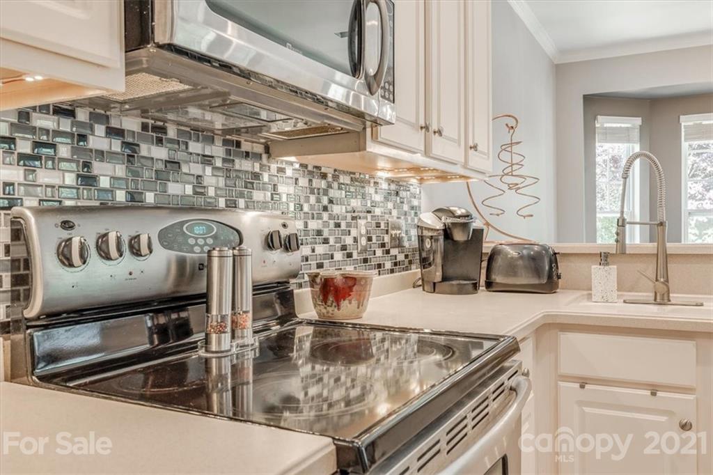 138 Whitley Mills Road Fort Mill, SC 29708 - Photo 15 of 38 a view of a kitchen counter top space