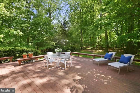 $1,829,000 | 11815 Beekman Place, Rockville, MD 20854
