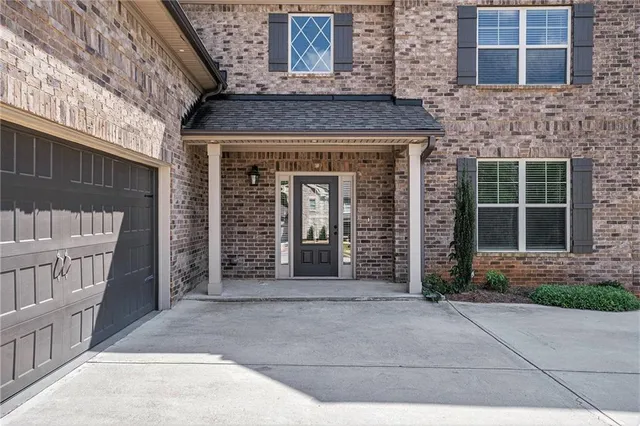 a view of entrance of the building