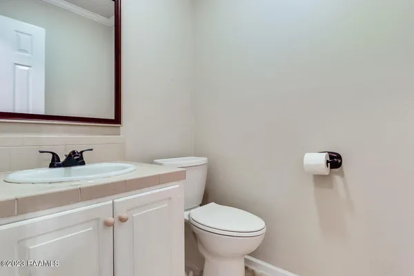 $1,800 | 101 Chateau Place, Lafayette, LA 70503