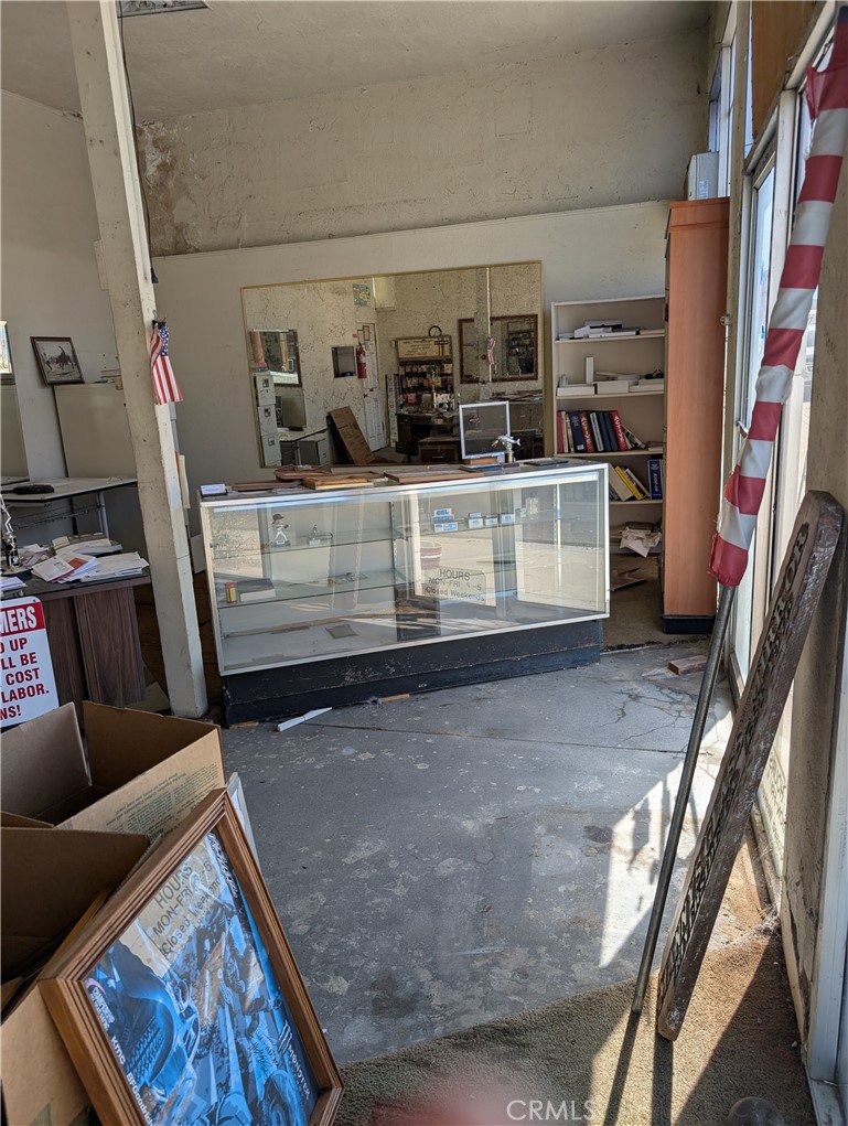 1071 Center Street Riverside, CA 92507 - Photo 8 of 24 a view of livingroom with furniture and workspace