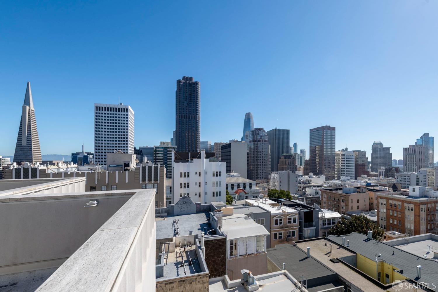 875 California Street, Unit 403 San Francisco, CA 94108 - Photo 14 of 56 a picture of city view