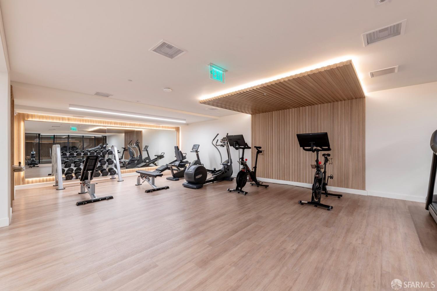 875 California Street, Unit 403 San Francisco, CA 94108 - Photo 16 of 56 a view of a room with gym equipment