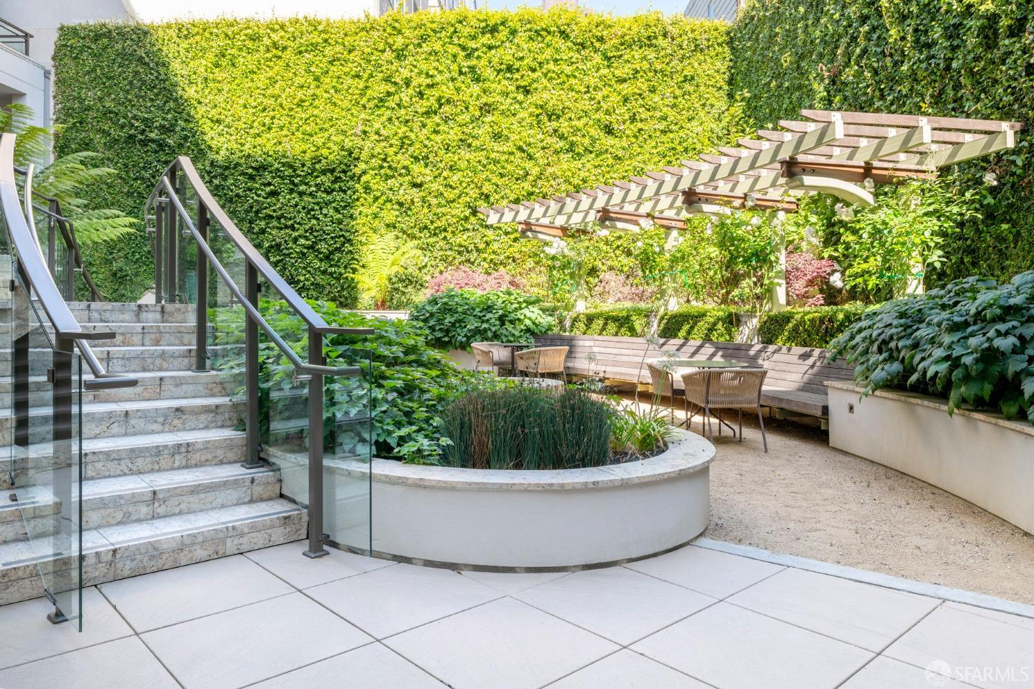 875 California Street, Unit 403 San Francisco, CA 94108 - Photo 7 of 56