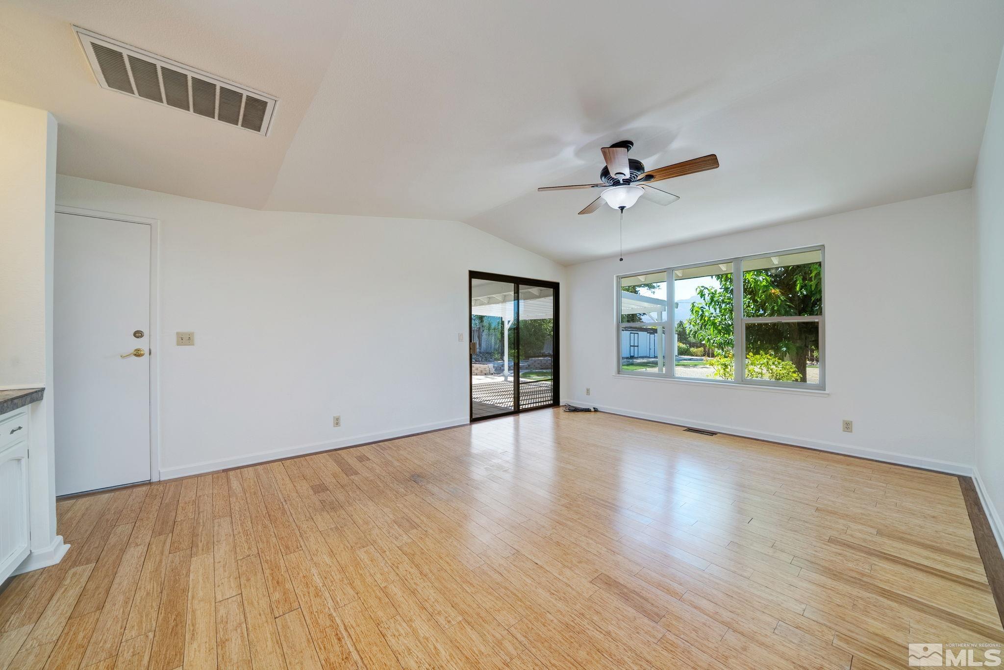 13895 Kewanna Trail Reno, NV 89521 - Photo 14 of 40 Photo 14
