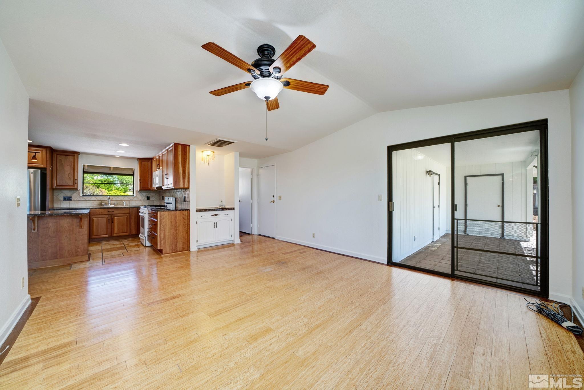 13895 Kewanna Trail Reno, NV 89521 - Photo 16 of 40 Photo 16