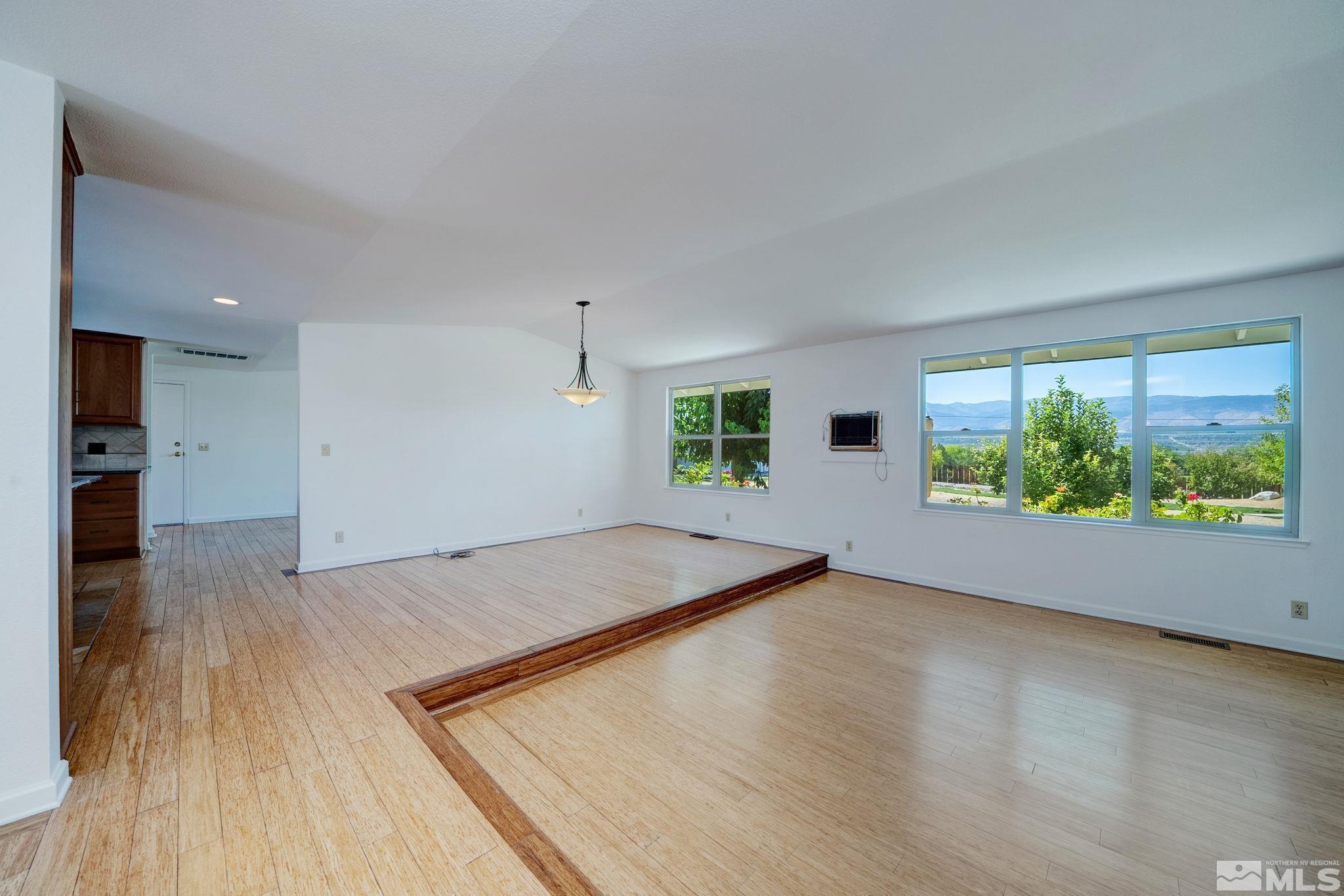 13895 Kewanna Trail Reno, NV 89521 - Photo 8 of 40 Photo 8