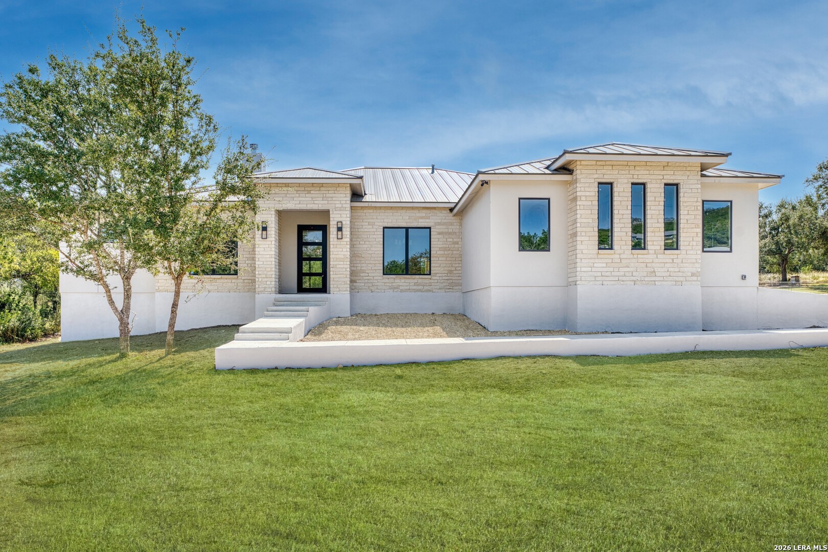 1417 Powder Ridge New Braunfels, TX 78132 - Photo 2 of 17