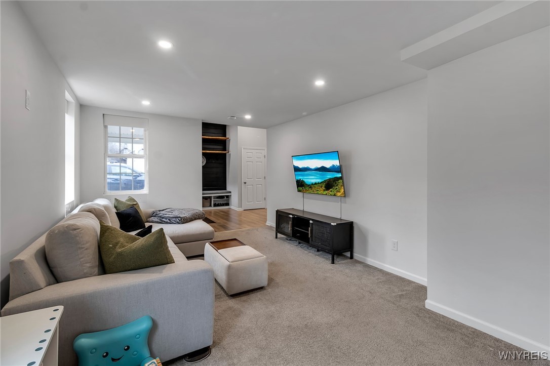 190 Mill Street Amherst, NY 14221 - Photo 10 of 30